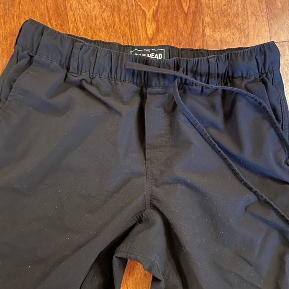 Coalatree Trailhead pants, size m elastic waistband in black. - Picture 4 of 7